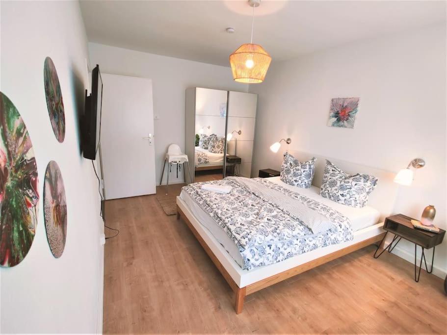 2 Schoene Apartments Naehe Hauptbahnhof Karlsruhe Luaran gambar