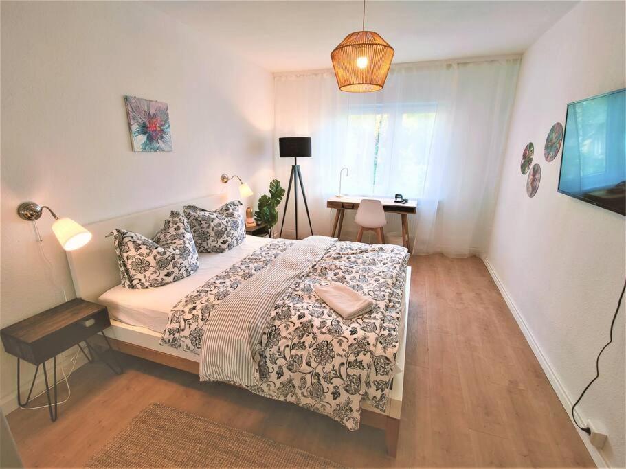 2 Schoene Apartments Naehe Hauptbahnhof Karlsruhe Luaran gambar